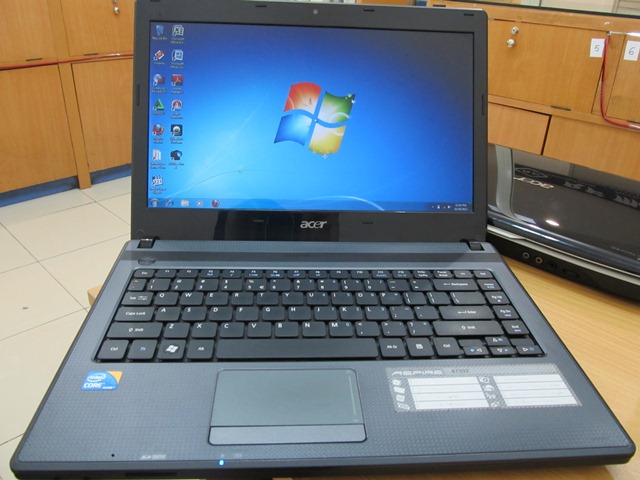 Laptop Acer 4749Z